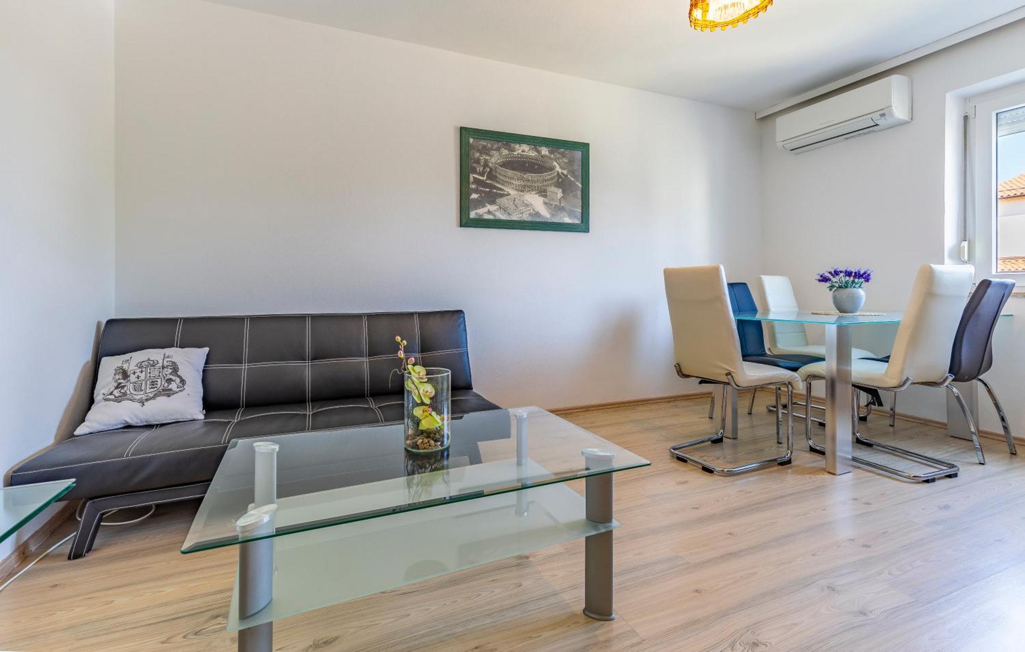 Viola Medulin Apartment Rovinj Phòng bức ảnh